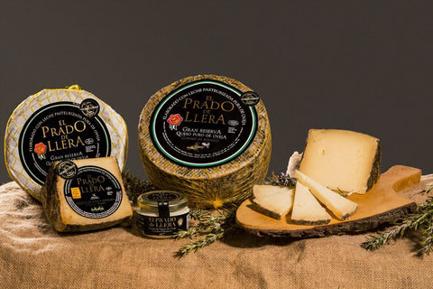 Queso de Oveja El Prado de Llera con Romero